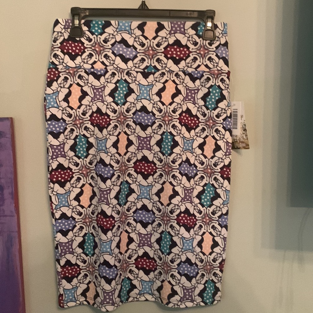 Disney LulaRoe Minie Mouse NWT.